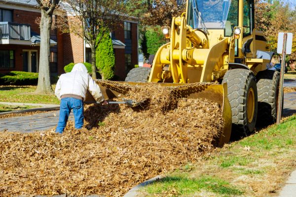 Mulch Hauling in Rogers